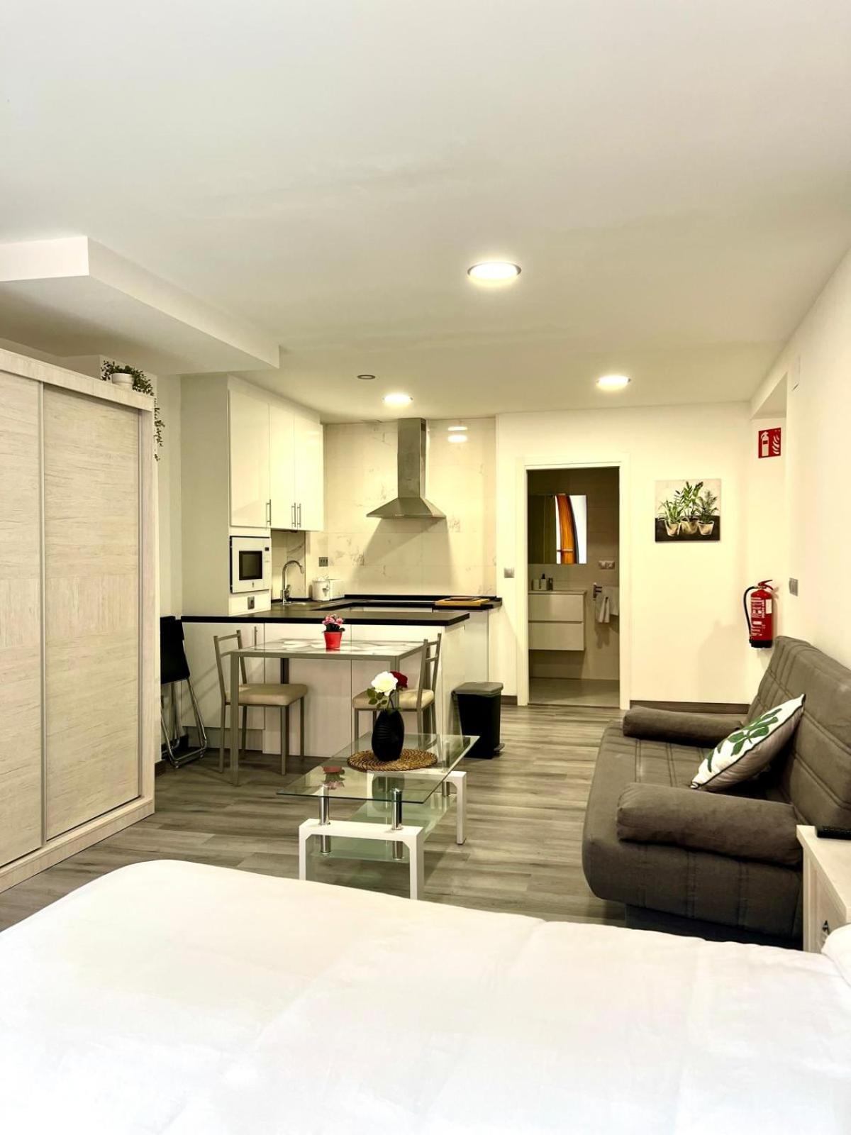 Rosal Central Studios اوفيدو المظهر الخارجي الصورة
