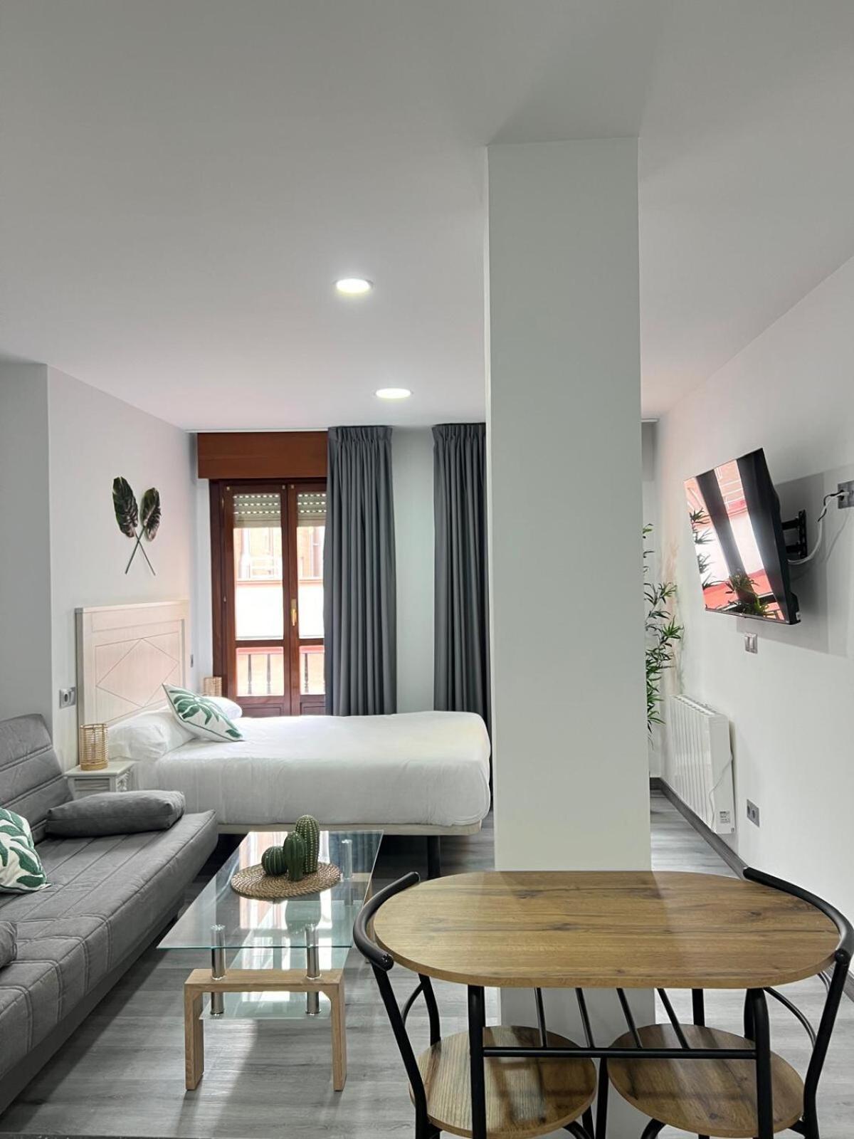 Rosal Central Studios اوفيدو المظهر الخارجي الصورة
