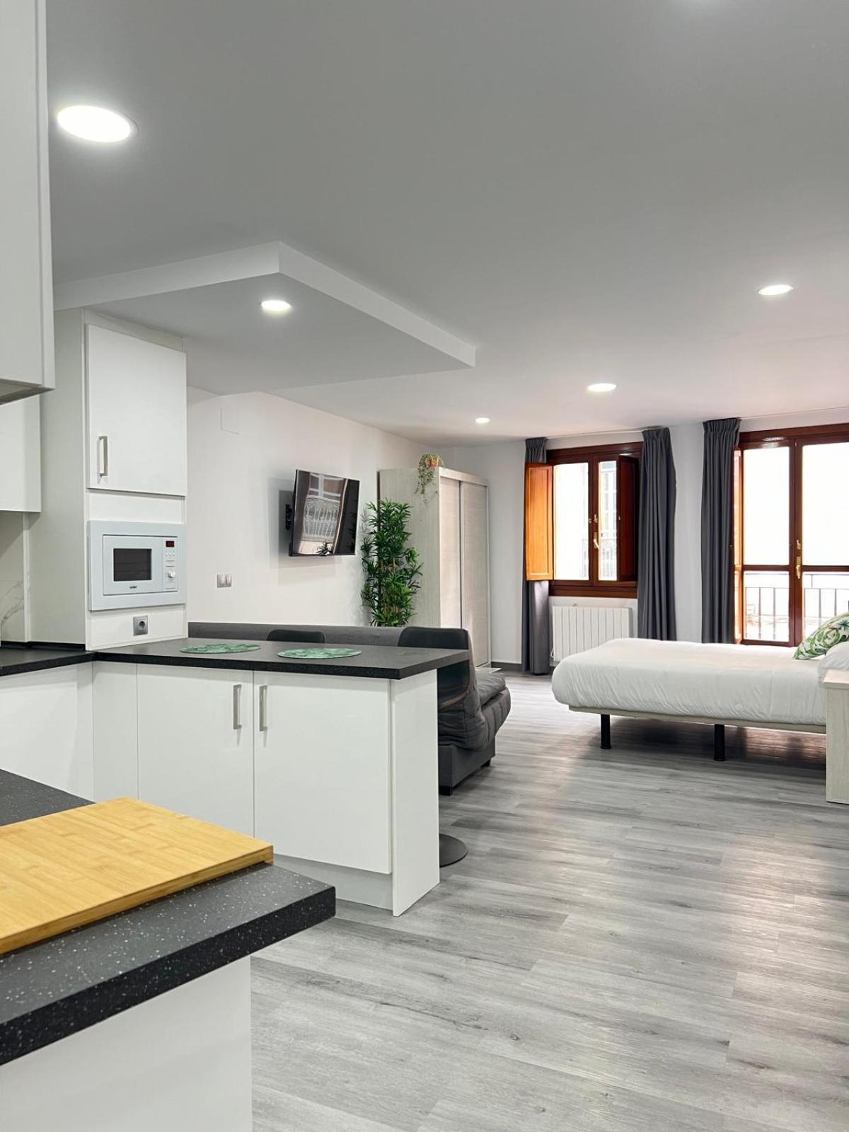 Rosal Central Studios اوفيدو المظهر الخارجي الصورة